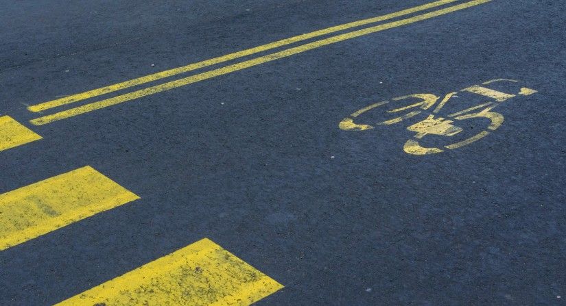 Travel in a T3 Lane if You Need to Overtake the Vehicle Turning Right in QLD